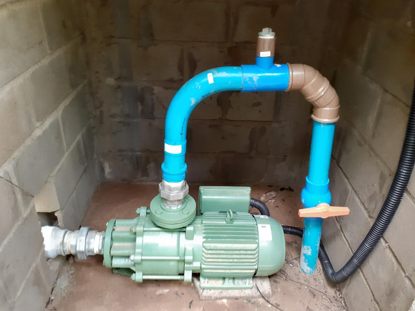 Serviços elétricos e hidráulicos Brassales